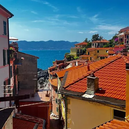 Blue * Tellaro