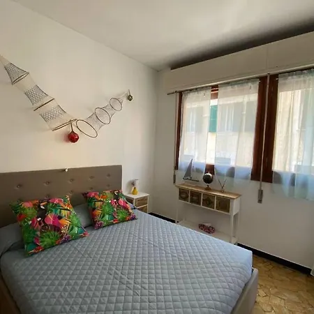 Blue Home Apartment